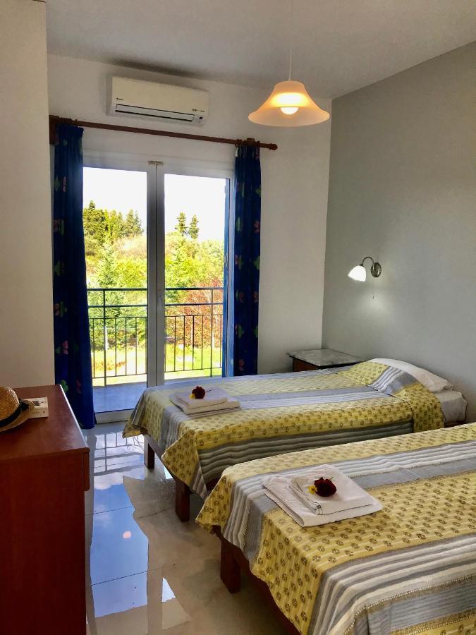 Banos Apartments And Swimming Pool Roda  Extérieur photo