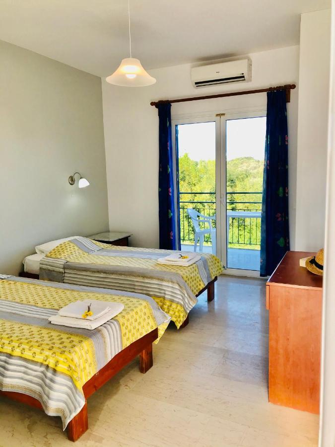 Banos Apartments And Swimming Pool Roda  Extérieur photo