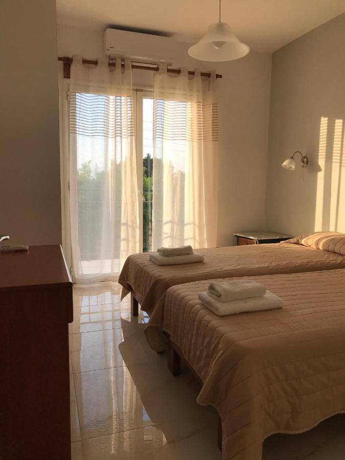 Banos Apartments And Swimming Pool Roda  Extérieur photo