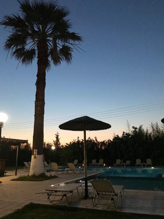 Banos Apartments And Swimming Pool Roda  Extérieur photo