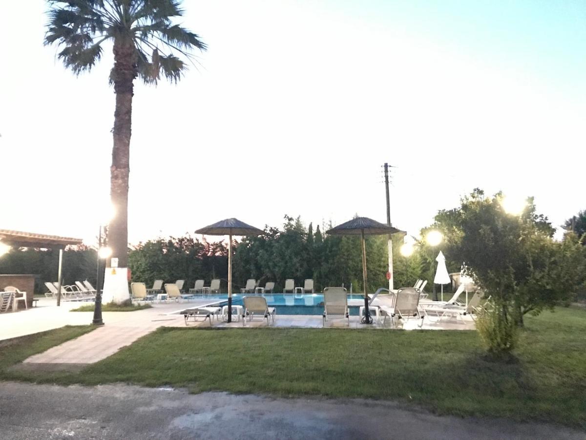 Banos Apartments And Swimming Pool Roda  Extérieur photo