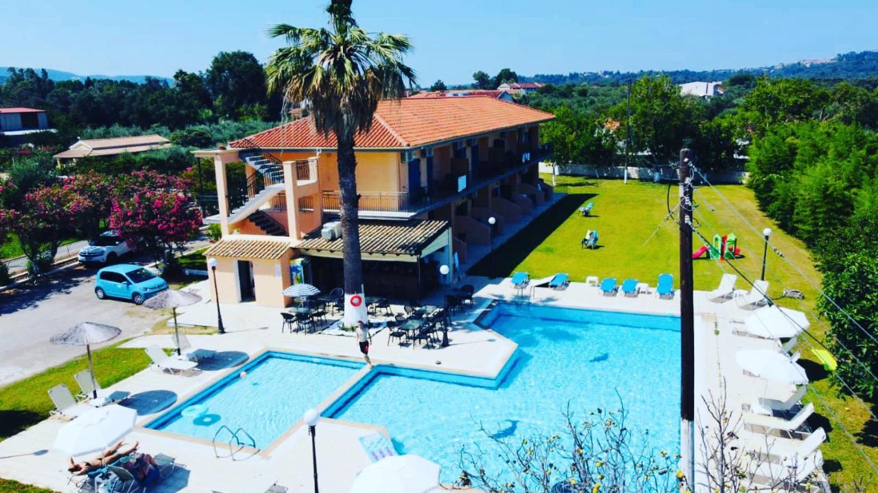 Banos Apartments And Swimming Pool Roda  Extérieur photo