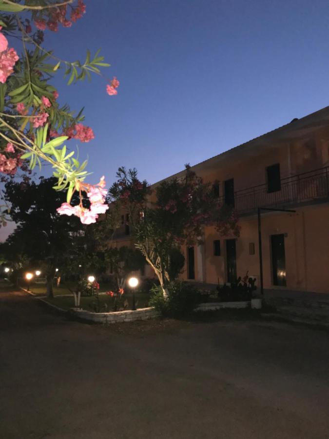 Banos Apartments And Swimming Pool Roda  Extérieur photo