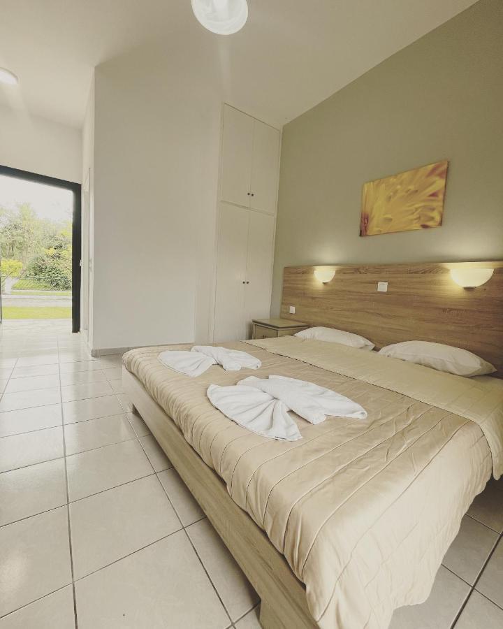 Banos Apartments And Swimming Pool Roda  Extérieur photo